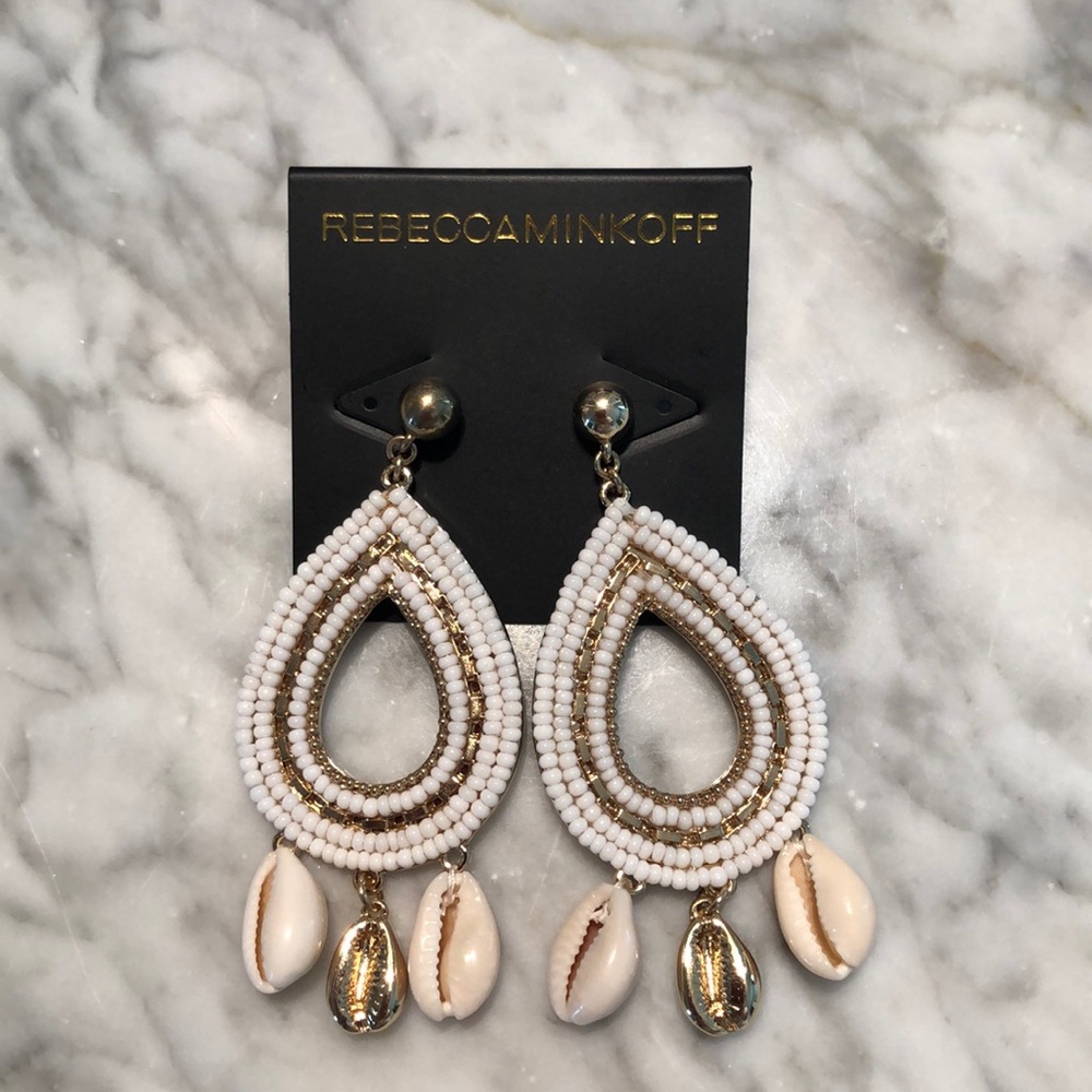 Shell and beads earrings